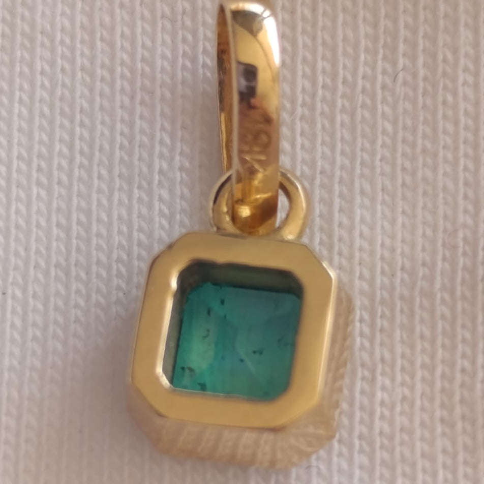 AUSTRAL NOBLE - Austral Esmeraldas