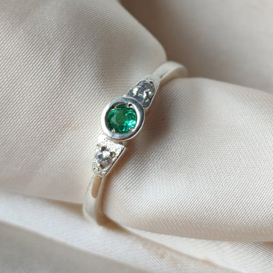 ANILLO ESMERALDA CON CIRCONES - Austral Esmeraldas