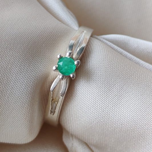 ANILLO ESMERALDA SOLITARIO CORONA - Austral Esmeraldas
