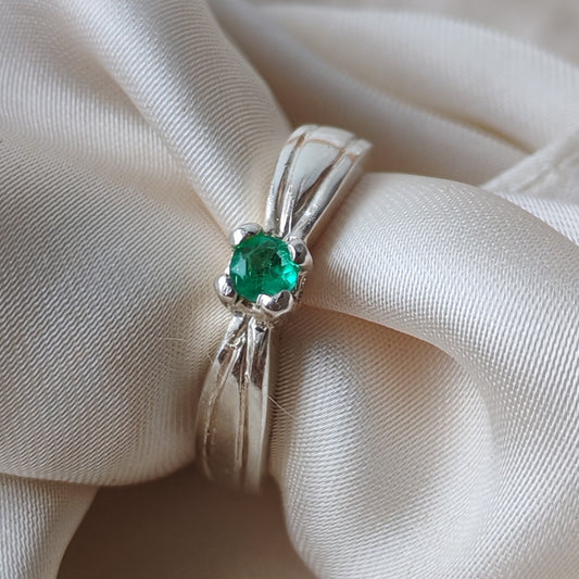 ANILLO ESMERALDA SOLITARIO REDONDO - Austral Esmeraldas